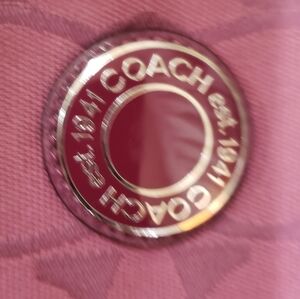 RARE and BEUTIFUL COACH SIGNATURE LARGE CROSSBODY/MESSANGER BAG.